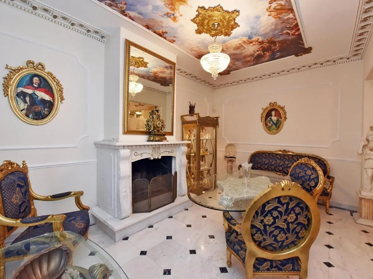 Royal House Apartment Nea Moudania