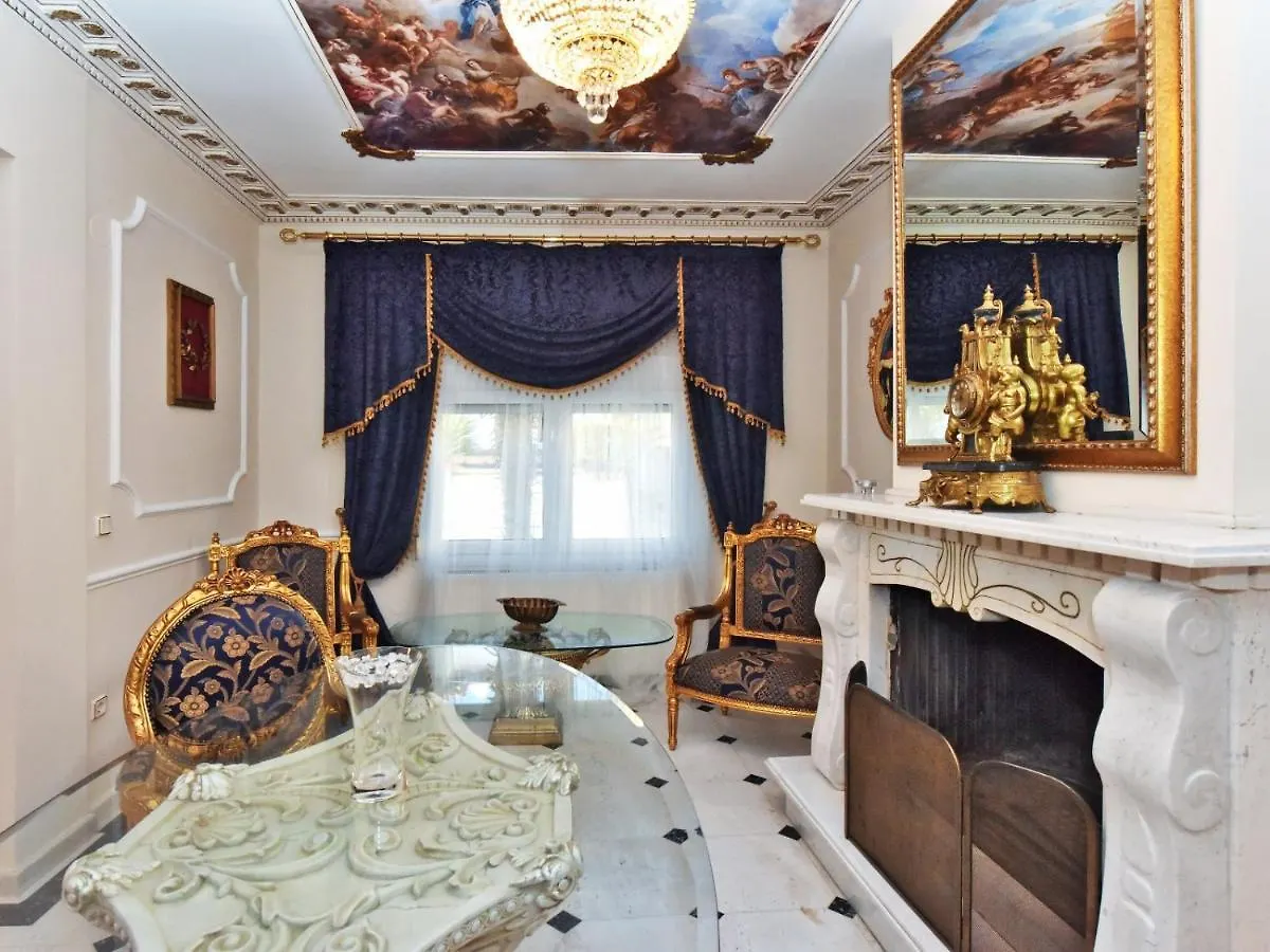 Royal House Apartment Nea Moudania Greece