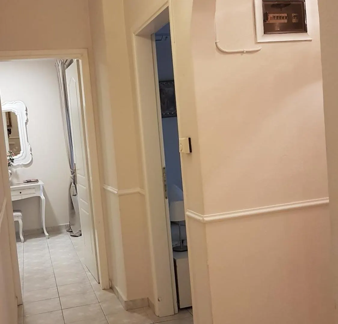Royal House Apartment Nea Moudania